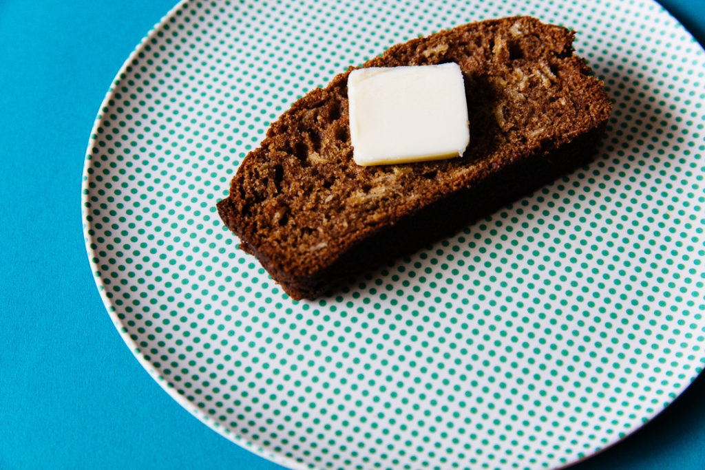 applesauce oatmeal quick bread 4