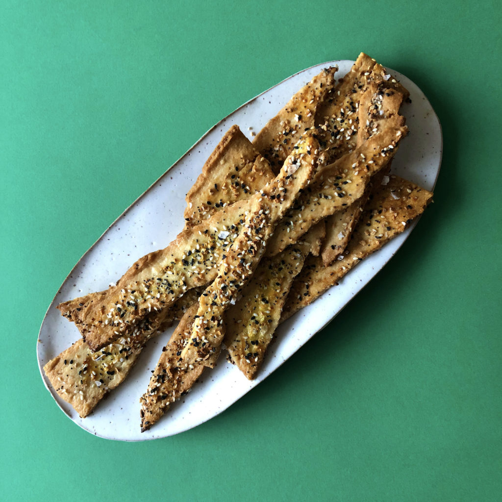 Buttery pastry shards with a spice blend that tastes just like the seasoning on top of "everything bagels". Ready in a jiffy!