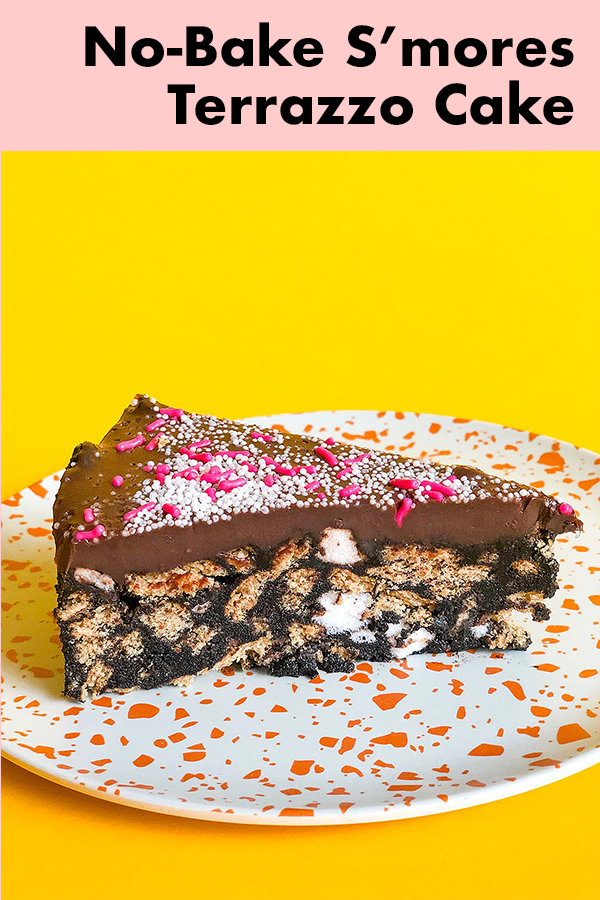 Graham crackers, homemade chocolate sauce, marshmallows, and chocolate ganache unite into a HEAVENLY s'mores no-bake cake!